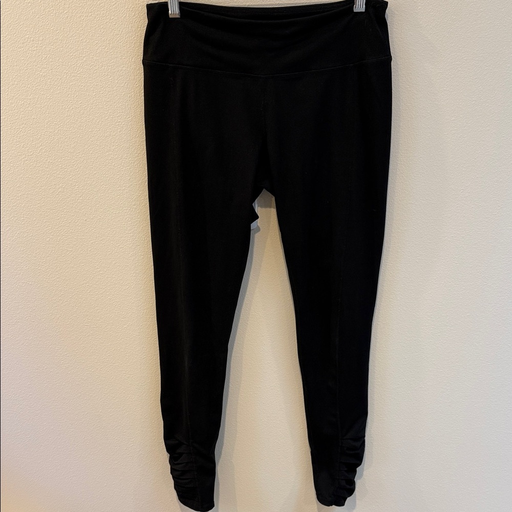 Zella Mid Rise Ruched Hem Leggings